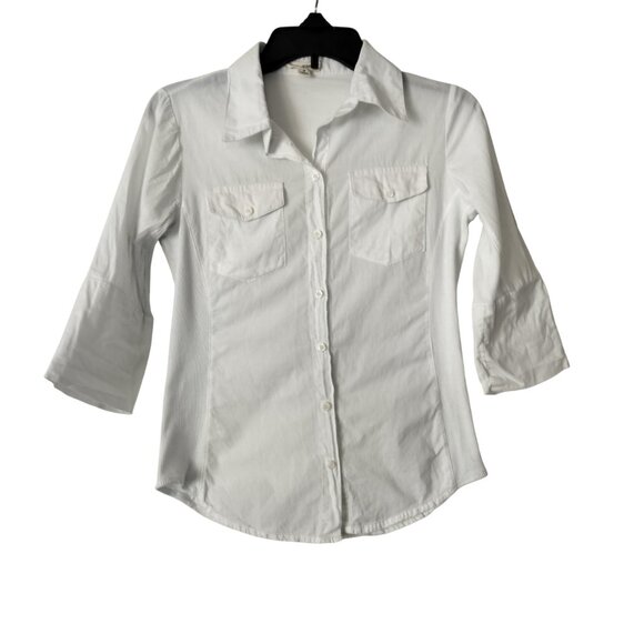 Zenana Outfitter Button Down Shirt Size Small White 3/4 adjustable Sleeve Preppy - Picture 1 of 8